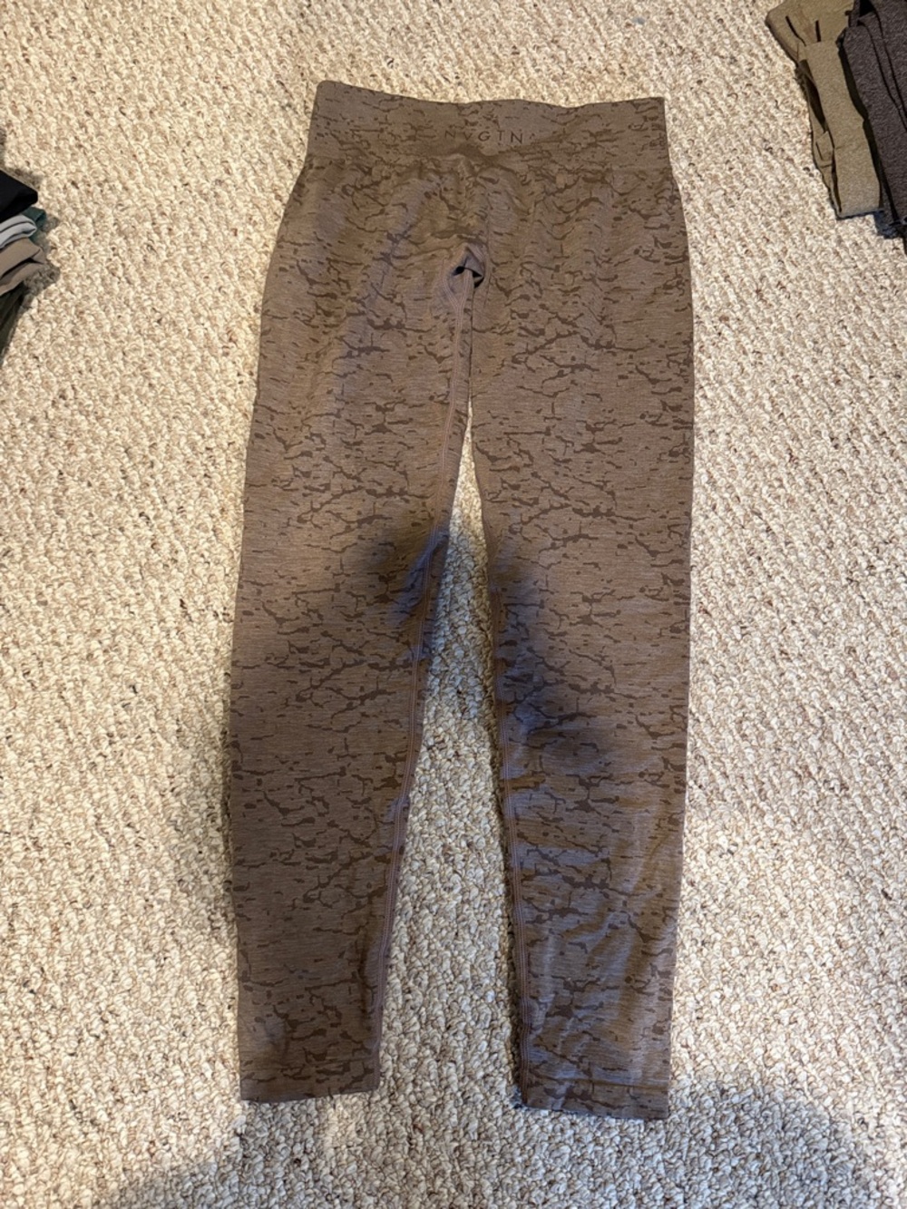 NVGTN Taupe breakthrough seamless leggings M